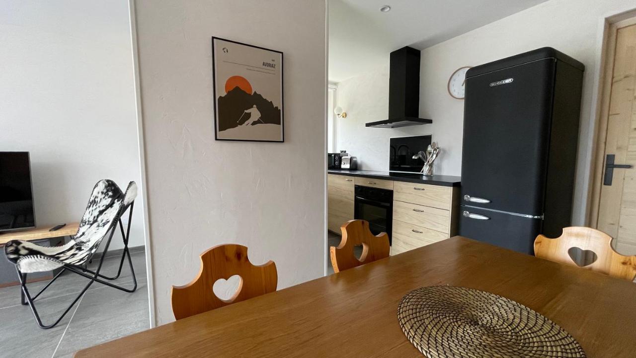 Morzine : Bel Appartement A 5 Mn Du Telepherique Экстерьер фото